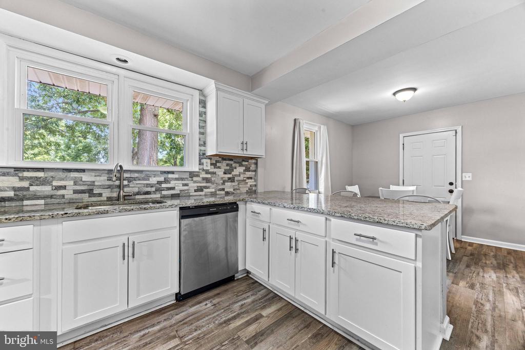 1616 COLONY ROAD
