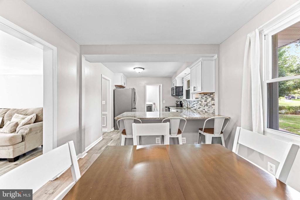 1616 COLONY ROAD