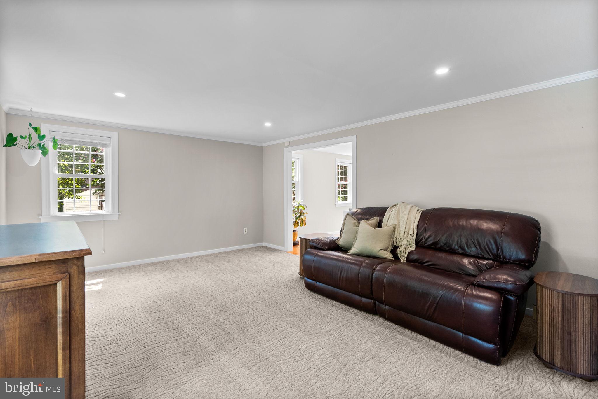 708 Radnor Ct