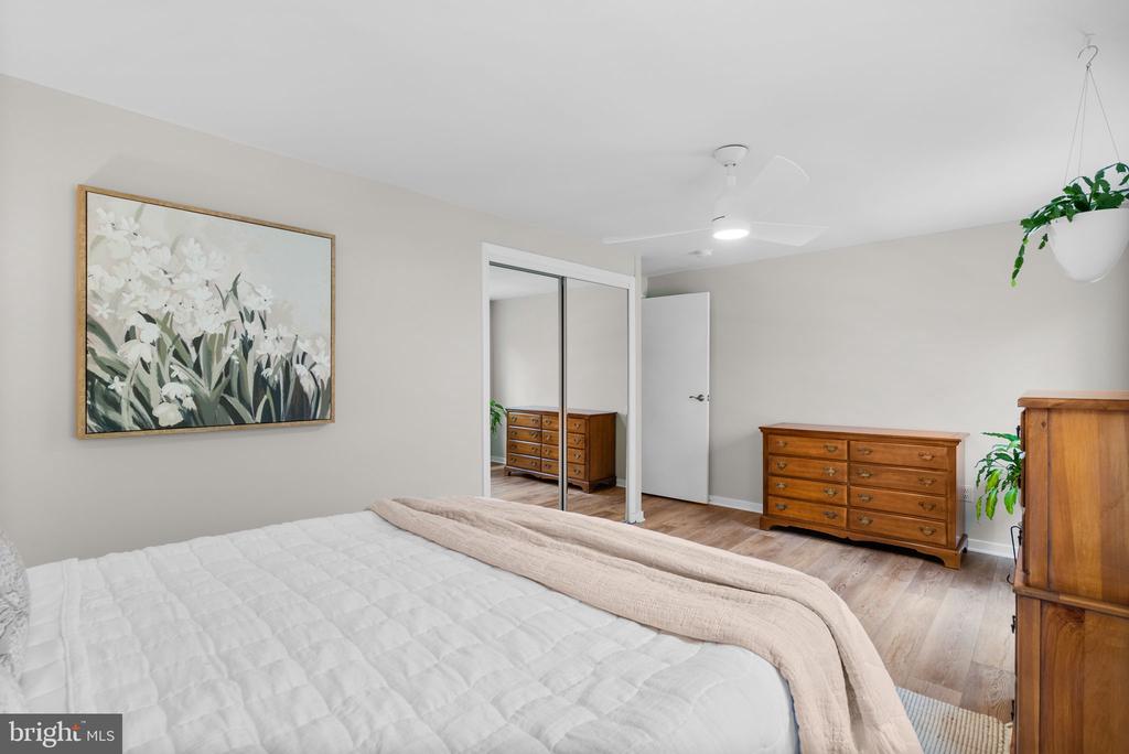 708 Radnor Ct