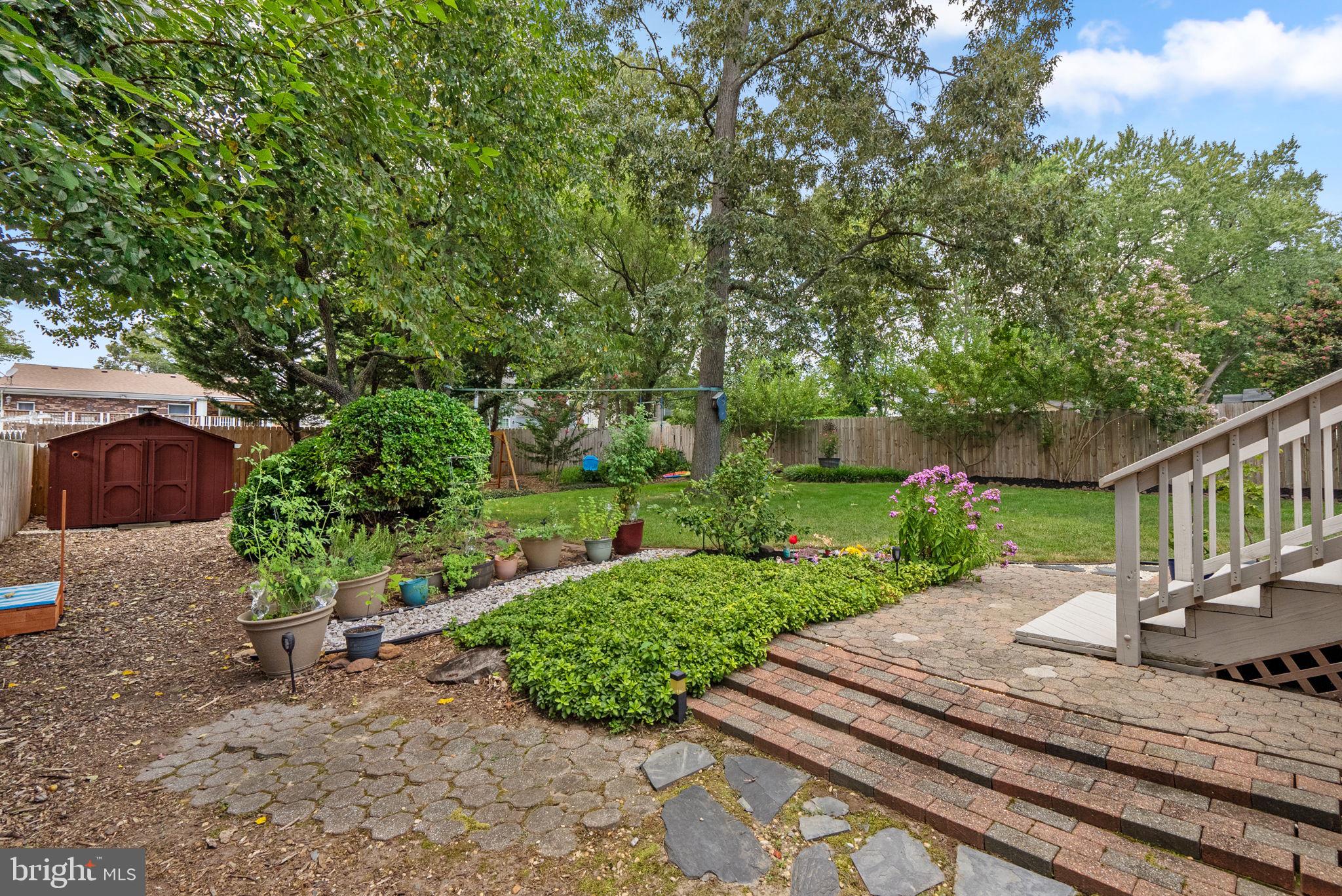 708 Radnor Ct