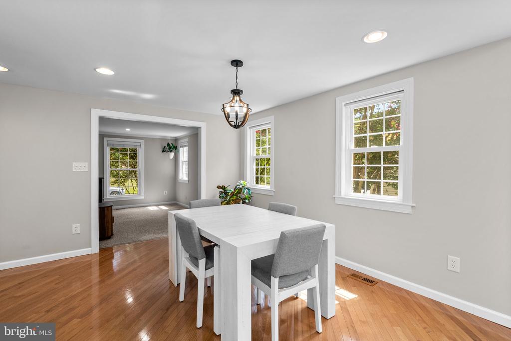 708 Radnor Ct