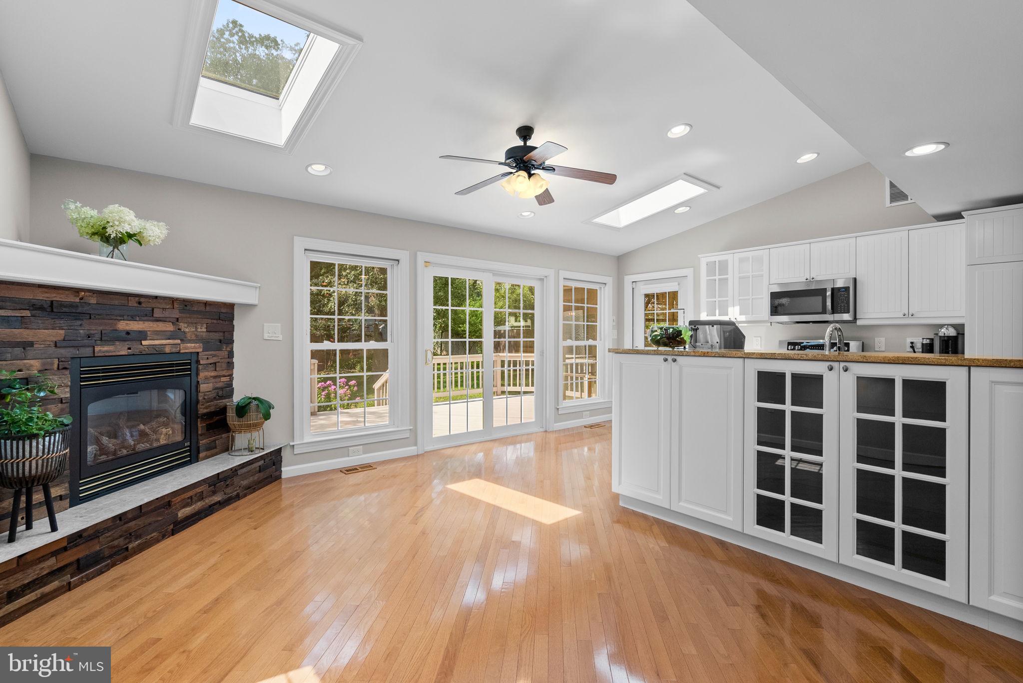 708 Radnor Ct