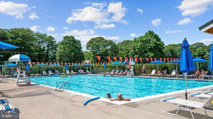 2960 ROSE CROWN CIRCLE