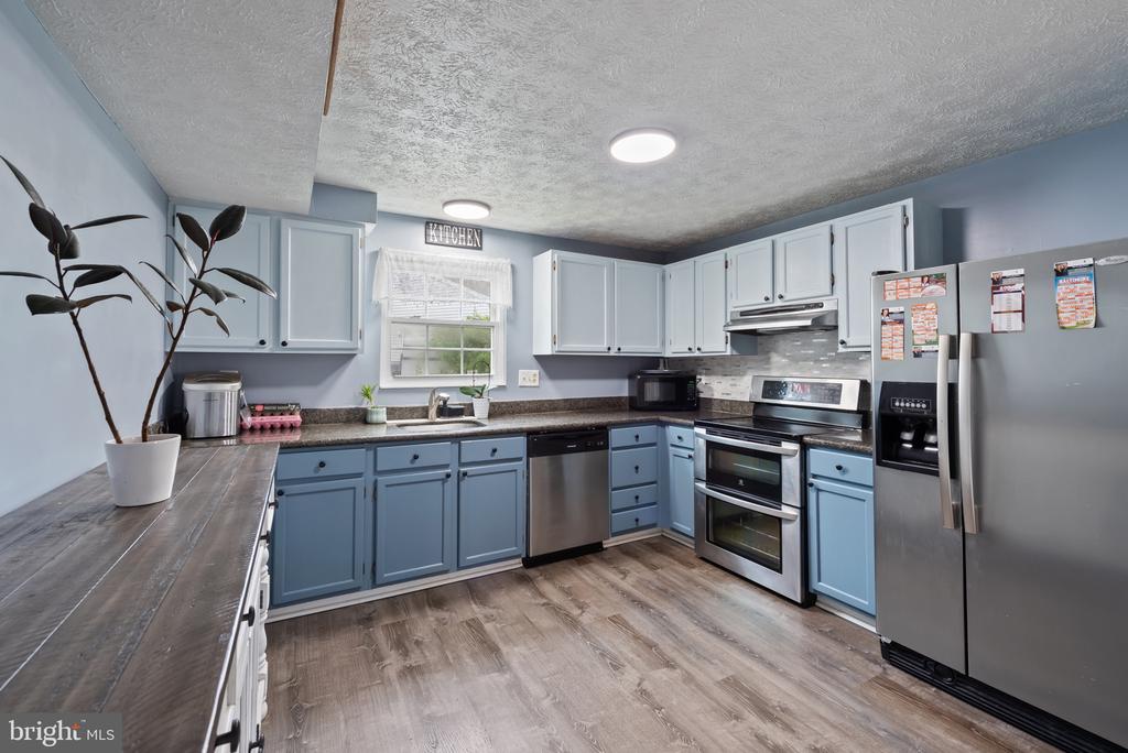 2960 ROSE CROWN CIRCLE