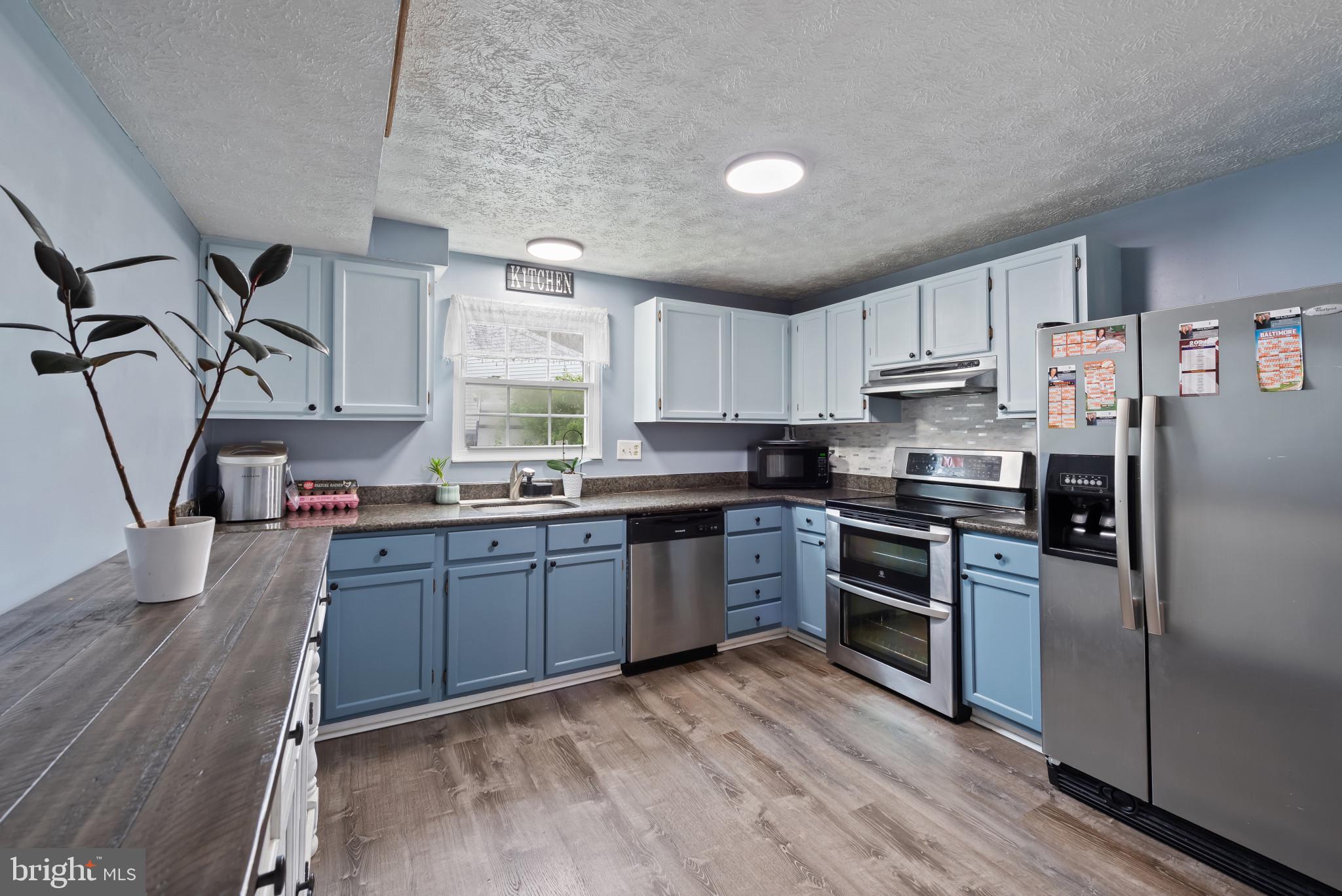 2960 ROSE CROWN CIRCLE