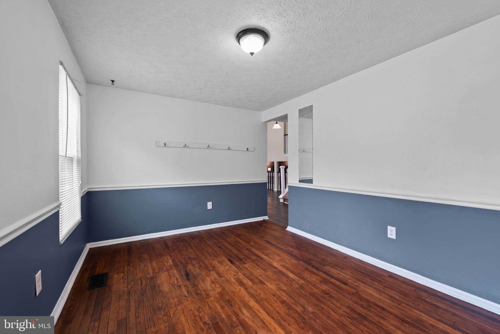 2960 ROSE CROWN CIRCLE