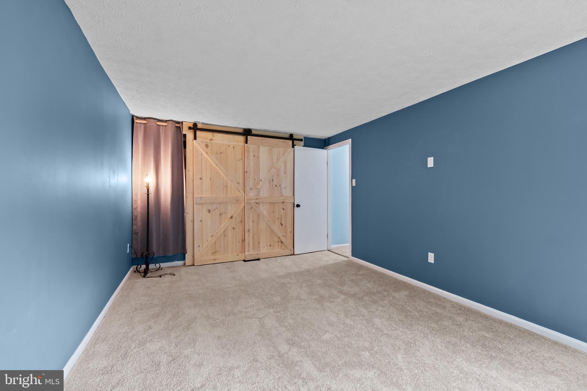 2960 ROSE CROWN CIRCLE