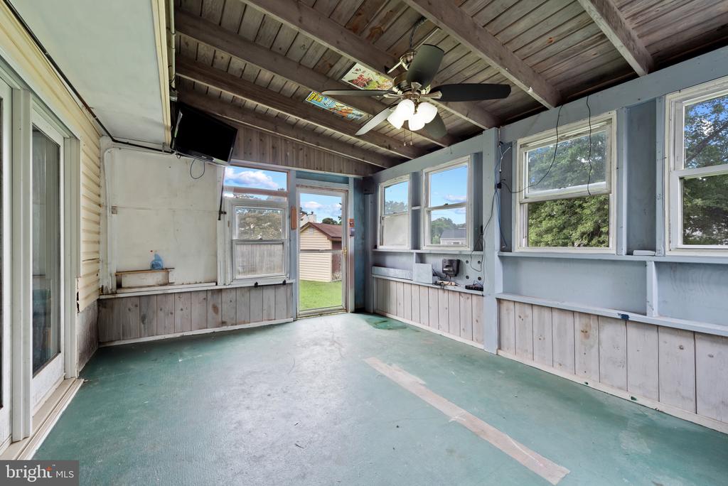 2960 ROSE CROWN CIRCLE