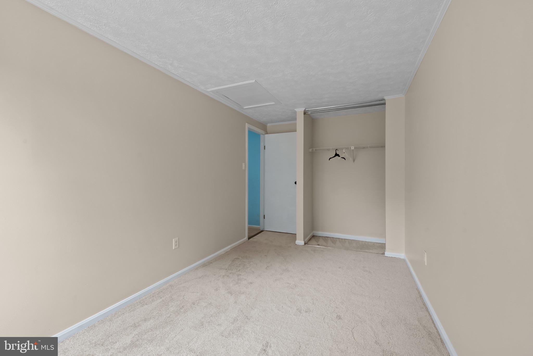 2960 ROSE CROWN CIRCLE