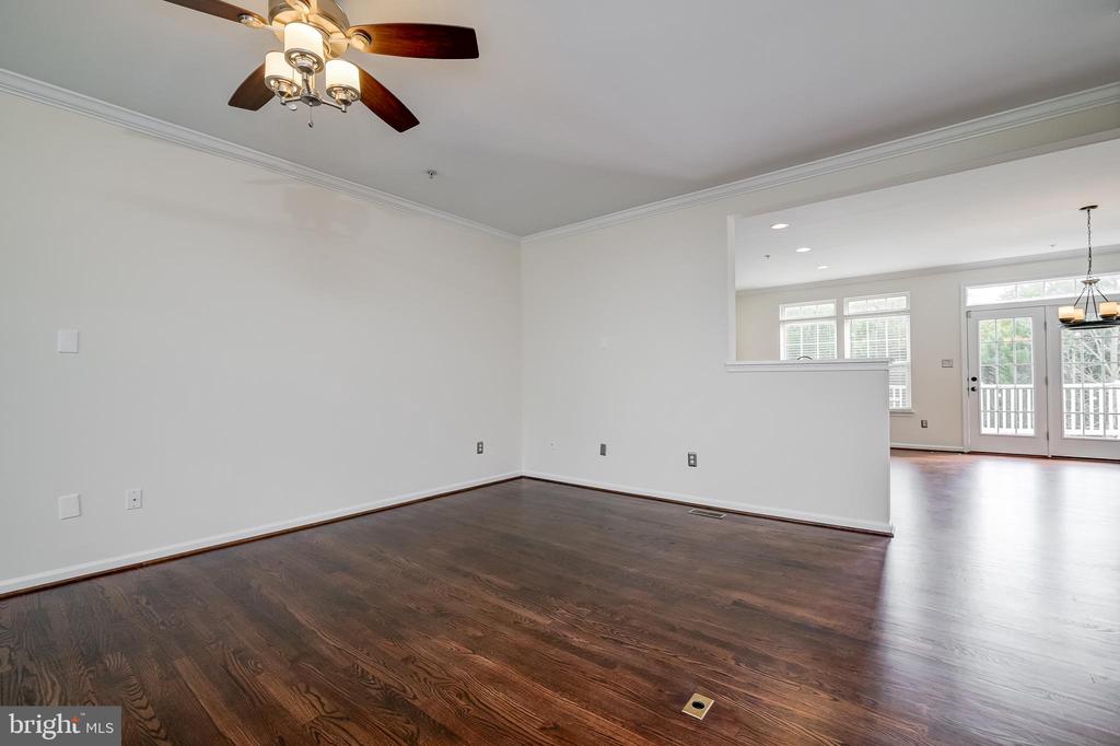 7591 TAUNTON COURT
