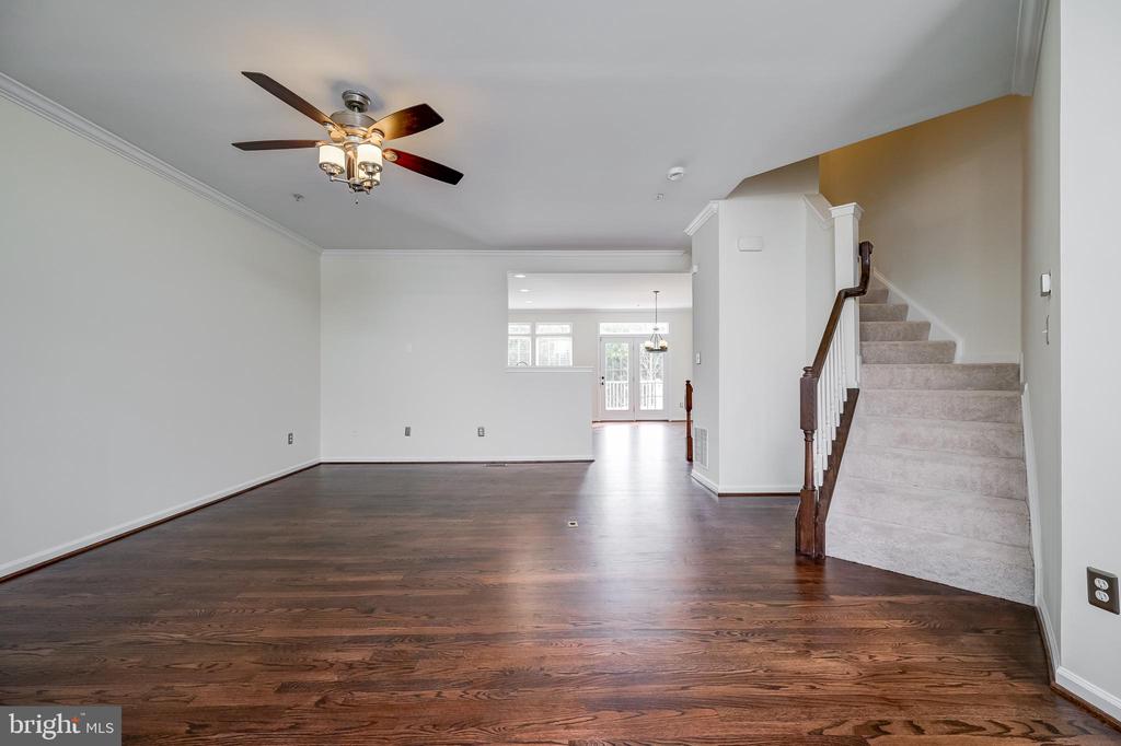 7591 TAUNTON COURT