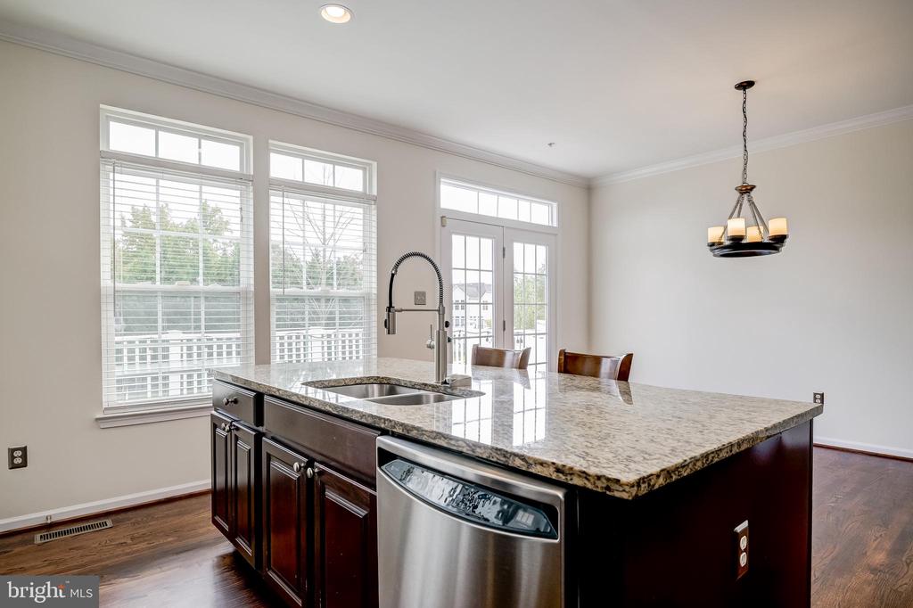 7591 TAUNTON COURT