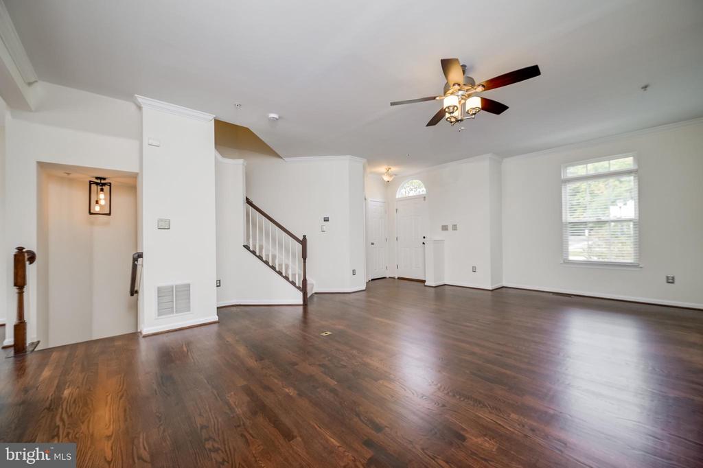 7591 TAUNTON COURT