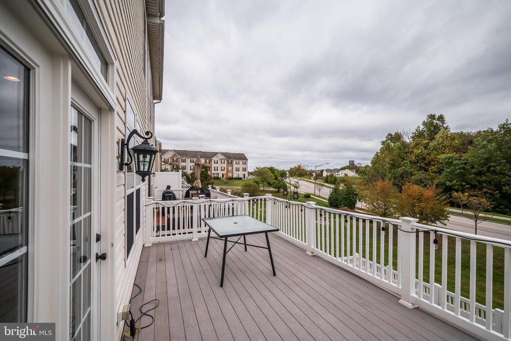 7591 TAUNTON COURT