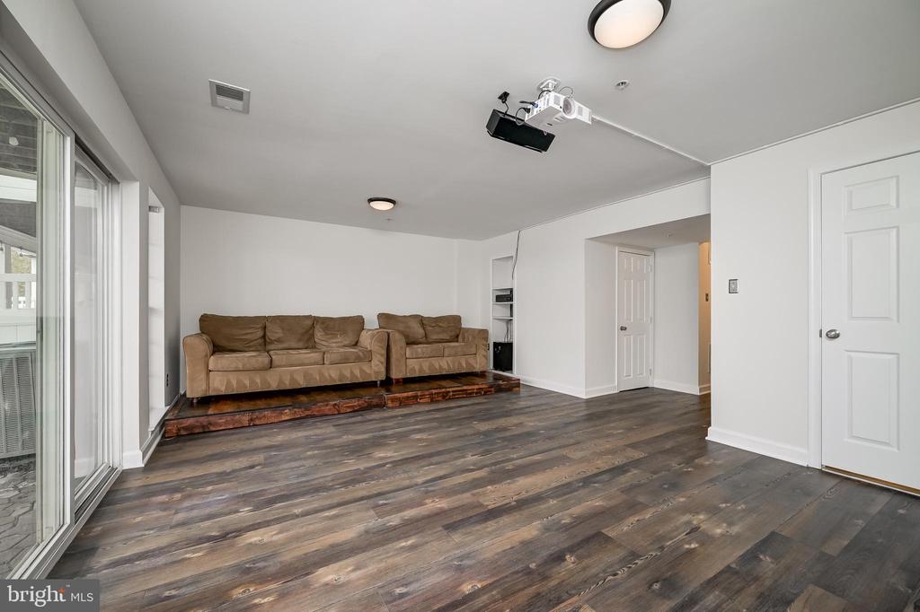 7591 TAUNTON COURT