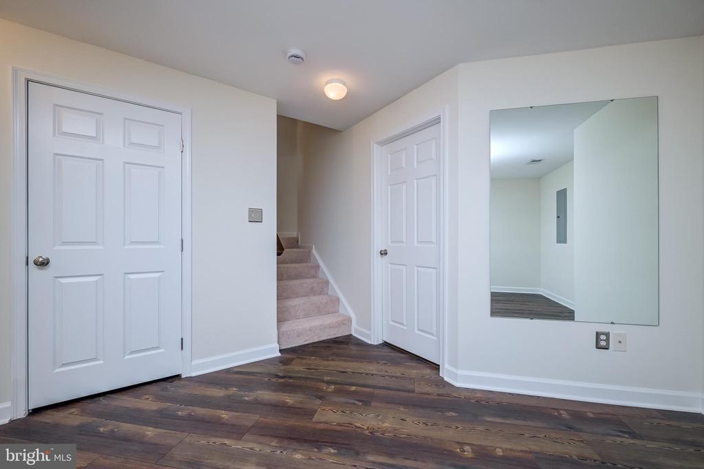 7591 TAUNTON COURT