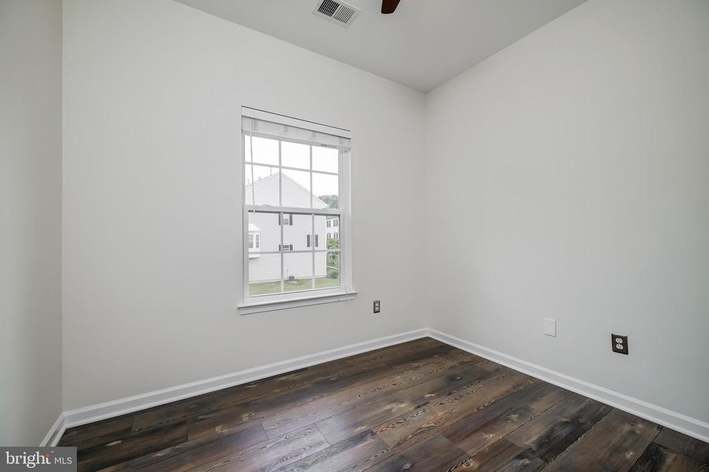 7591 TAUNTON COURT
