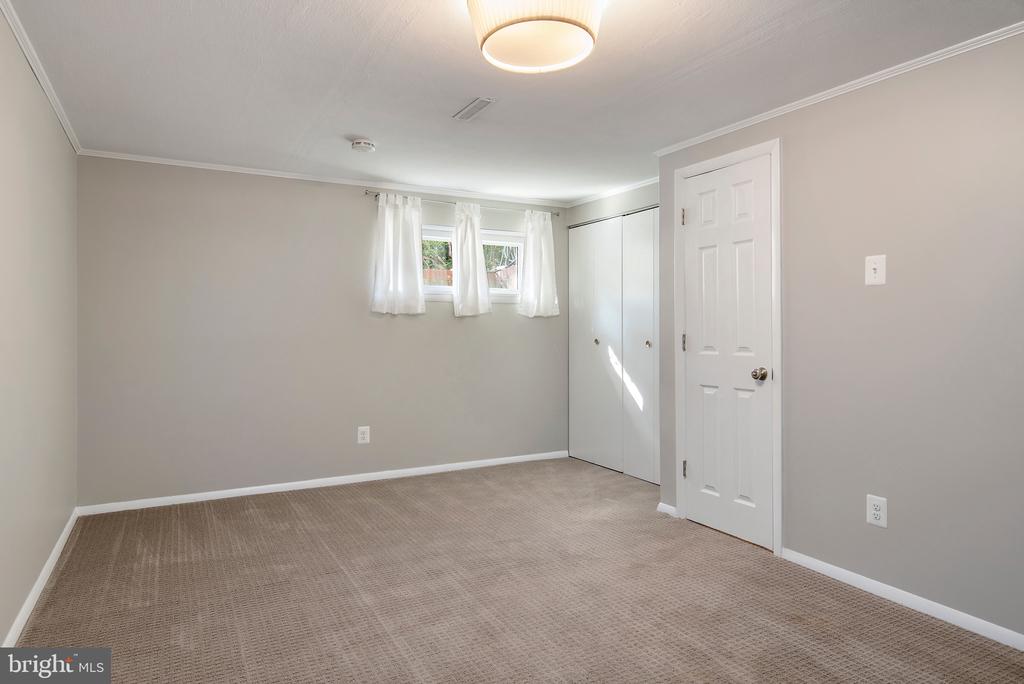 621 KENSINGTON AVENUE