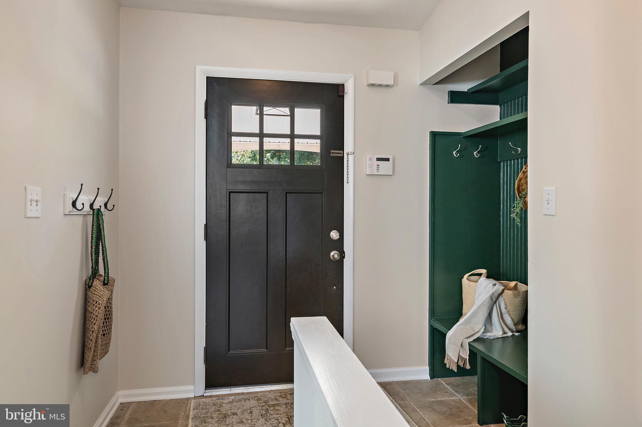 621 KENSINGTON AVENUE