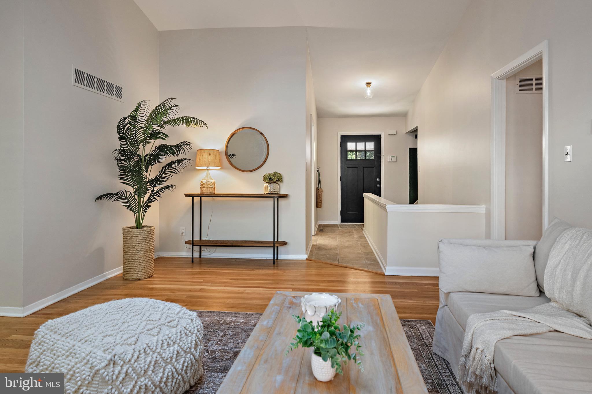 621 KENSINGTON AVENUE