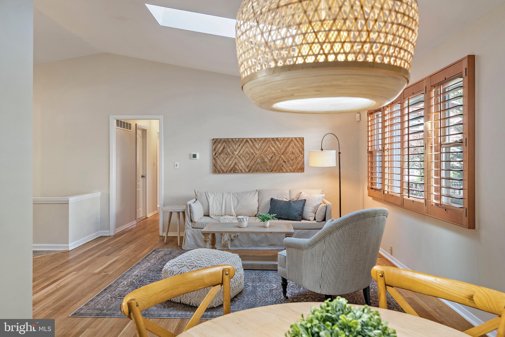 621 KENSINGTON AVENUE