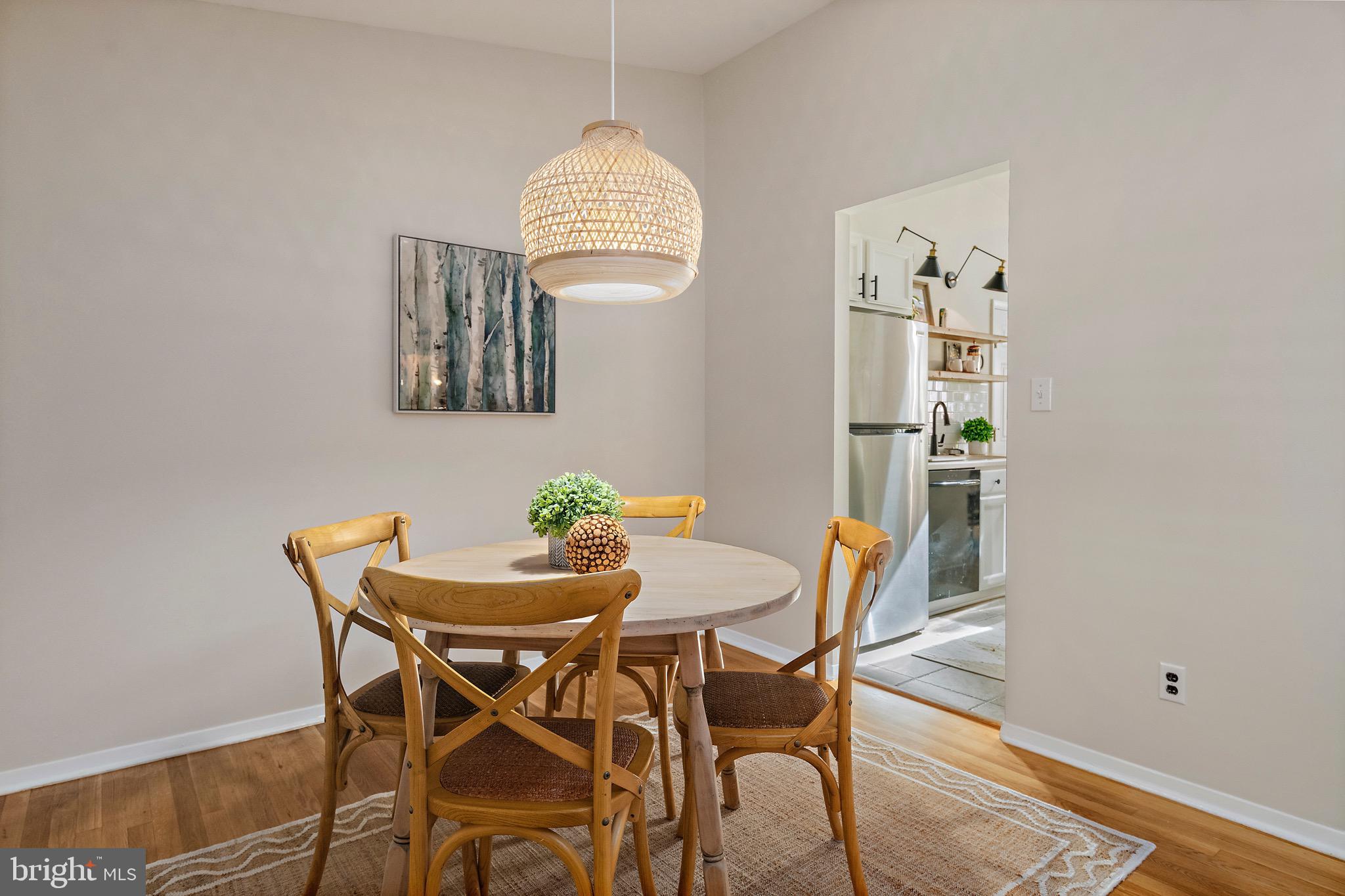 621 KENSINGTON AVENUE