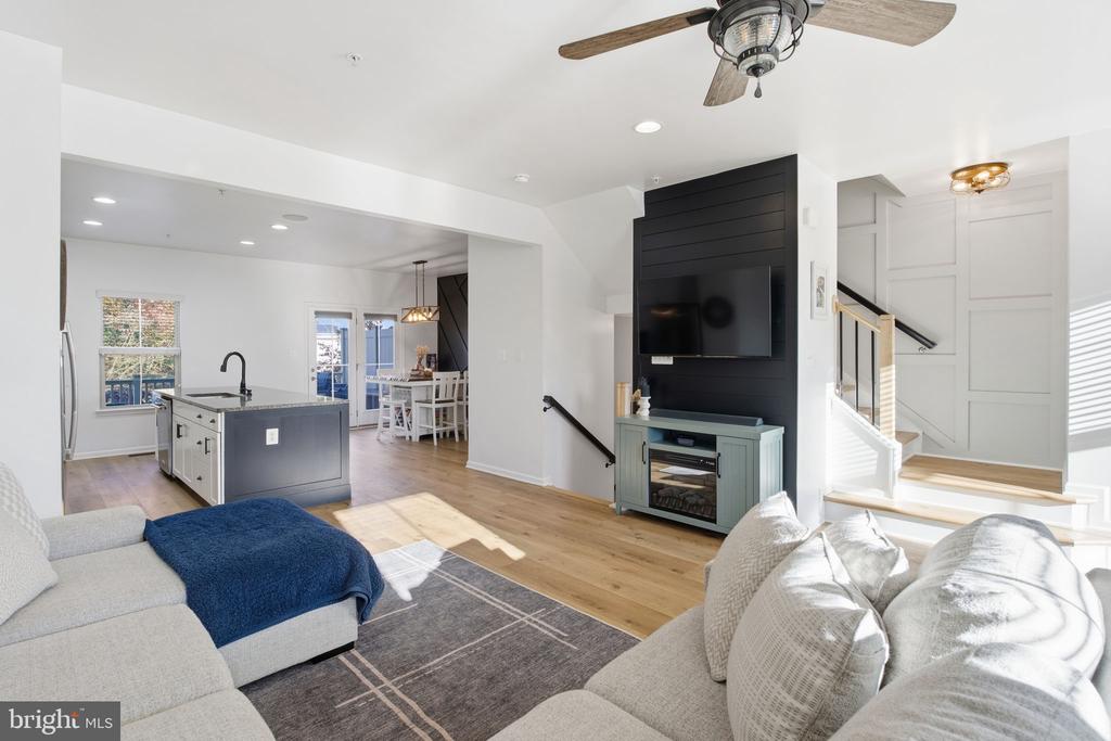 460 MARIANNA DRIVE