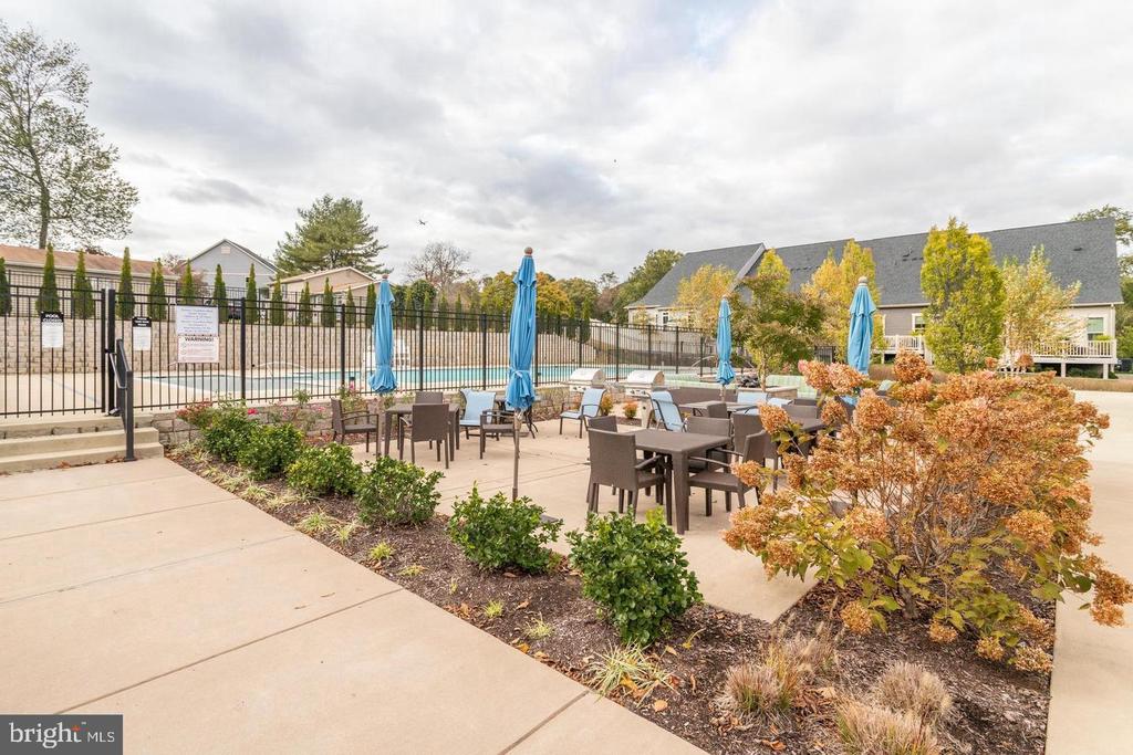 460 MARIANNA DRIVE