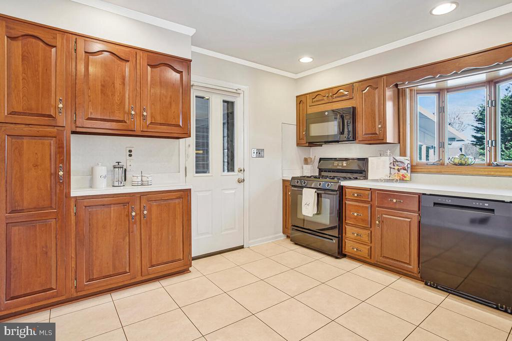 101 JUNIPER CIRCLE