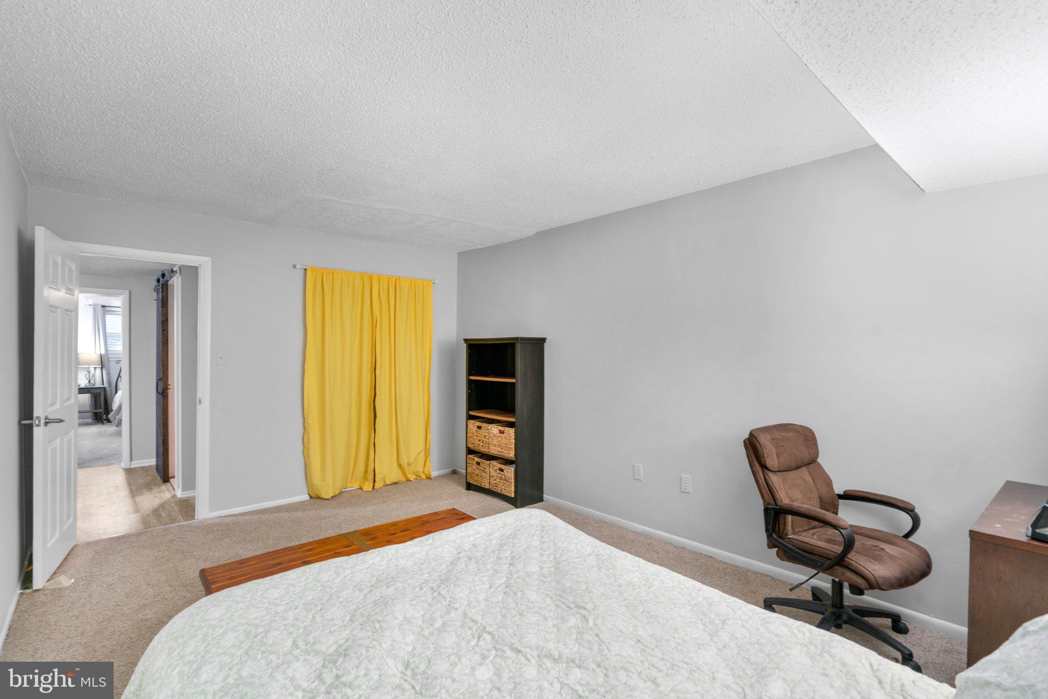 3 Suntop Ct #T-1
