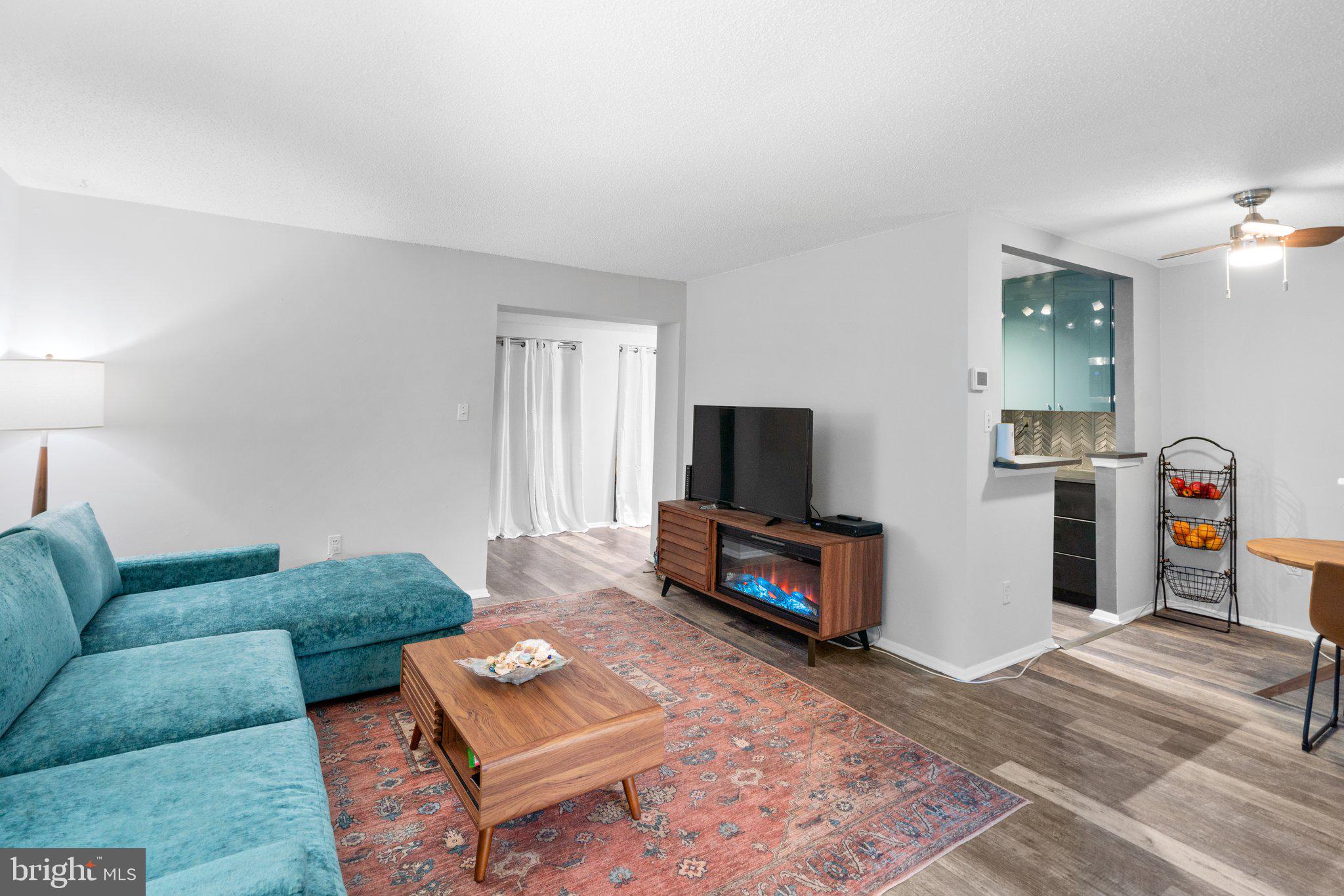 3 Suntop Ct #T-1