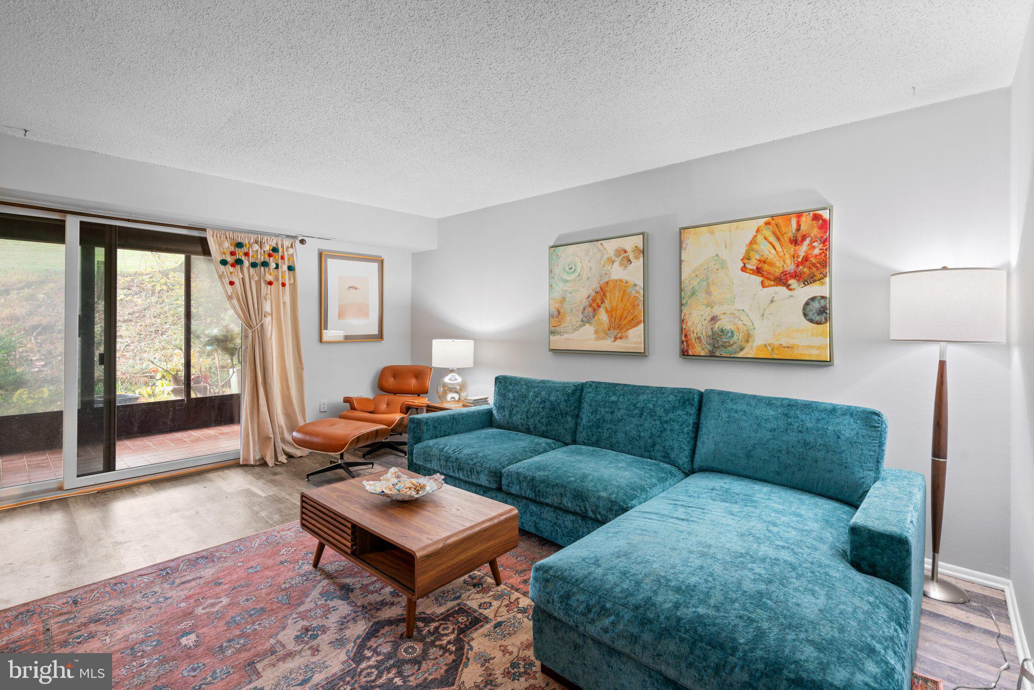 3 Suntop Ct #T-1