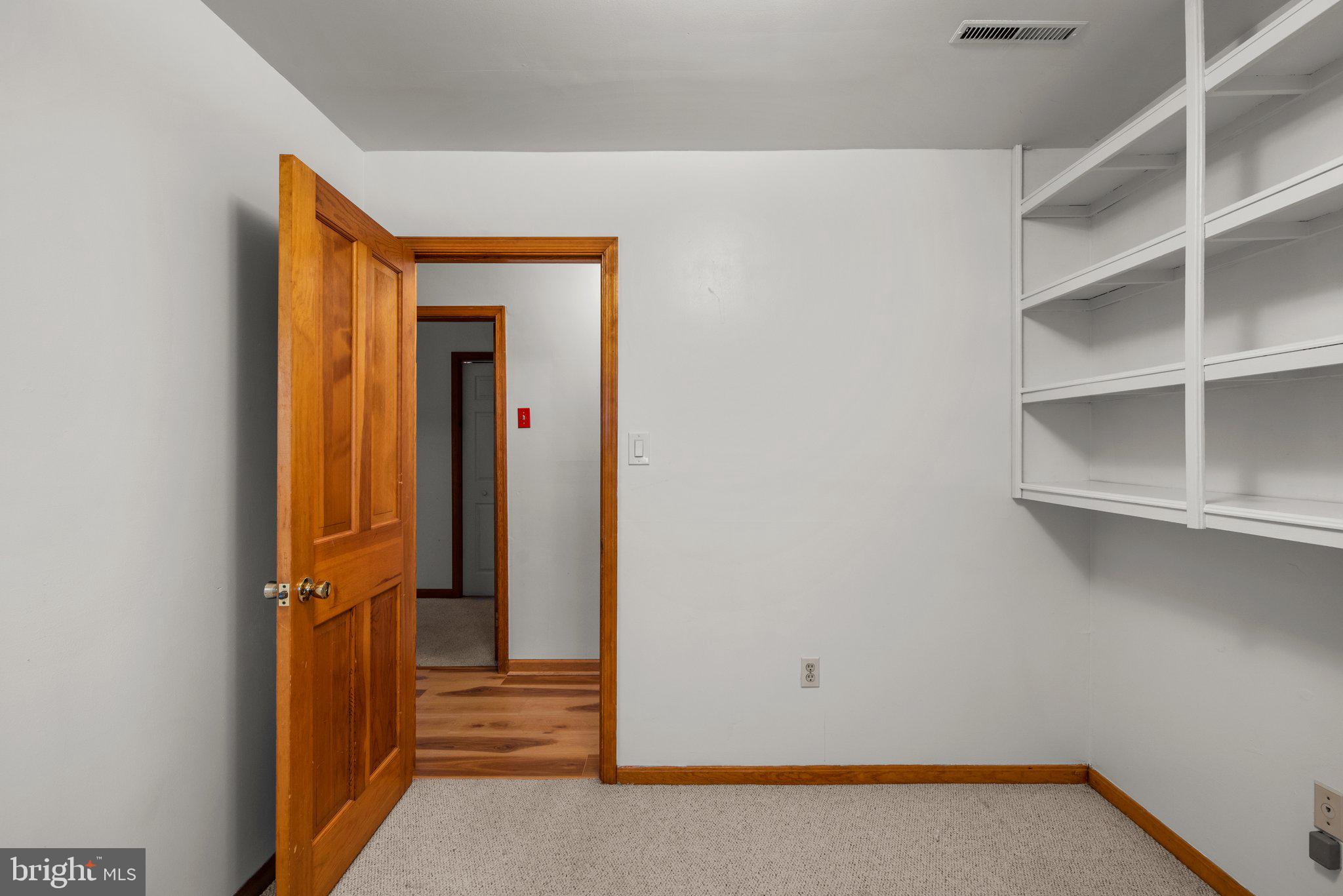 2800 Garrett Rd