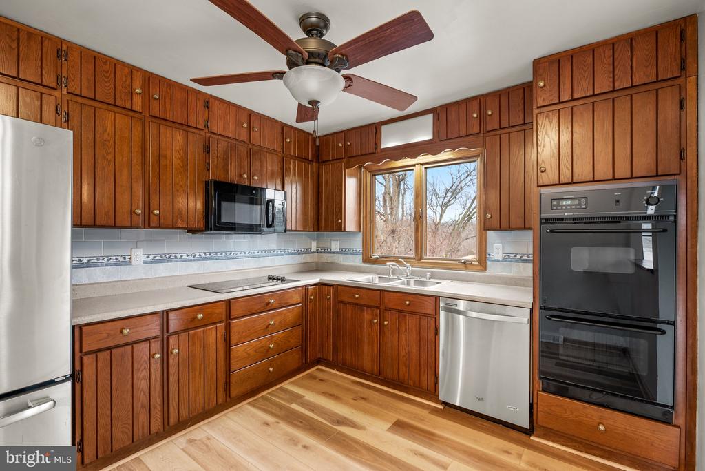 2800 Garrett Rd