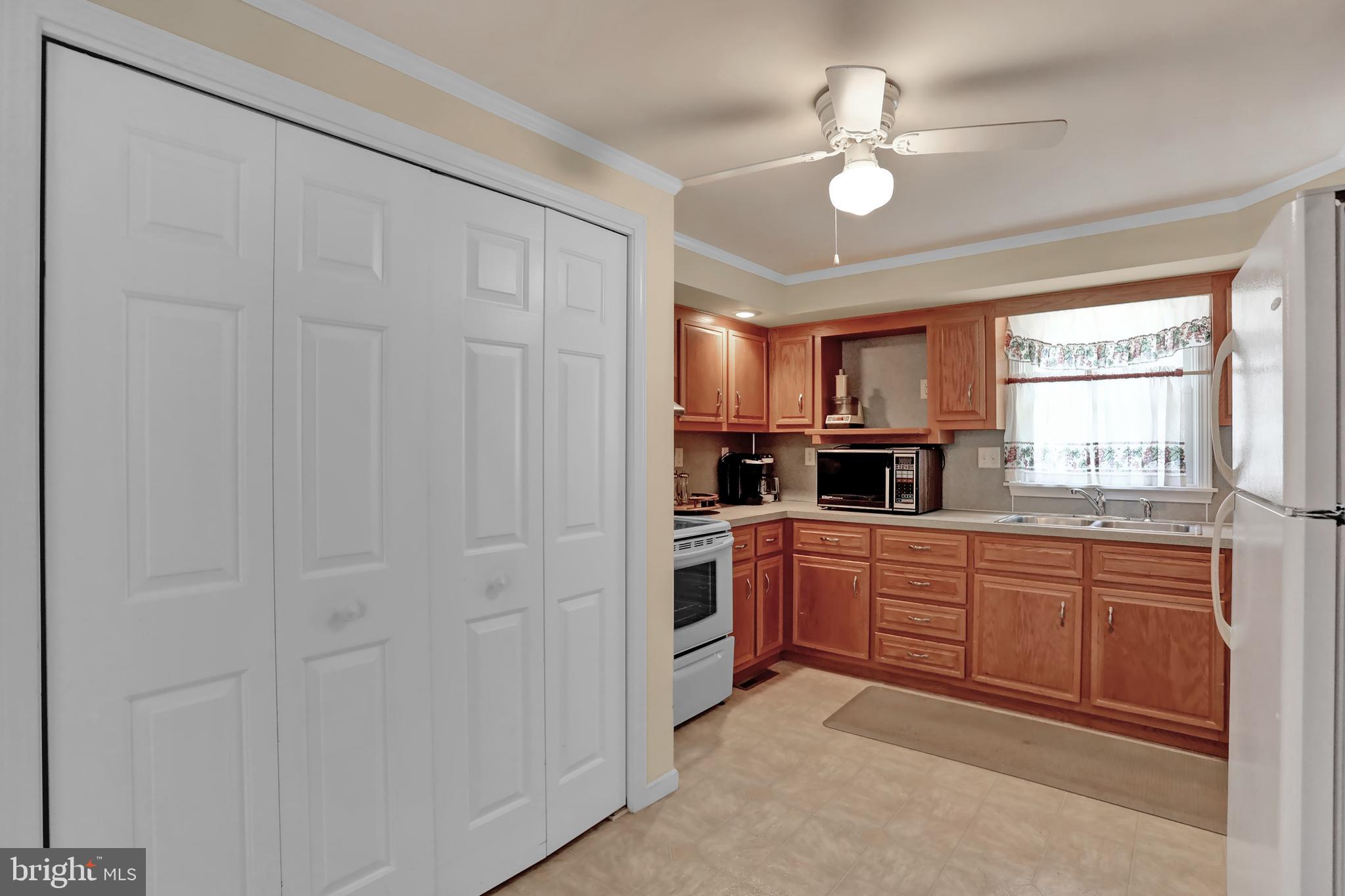 2205 HOLLY NECK ROAD