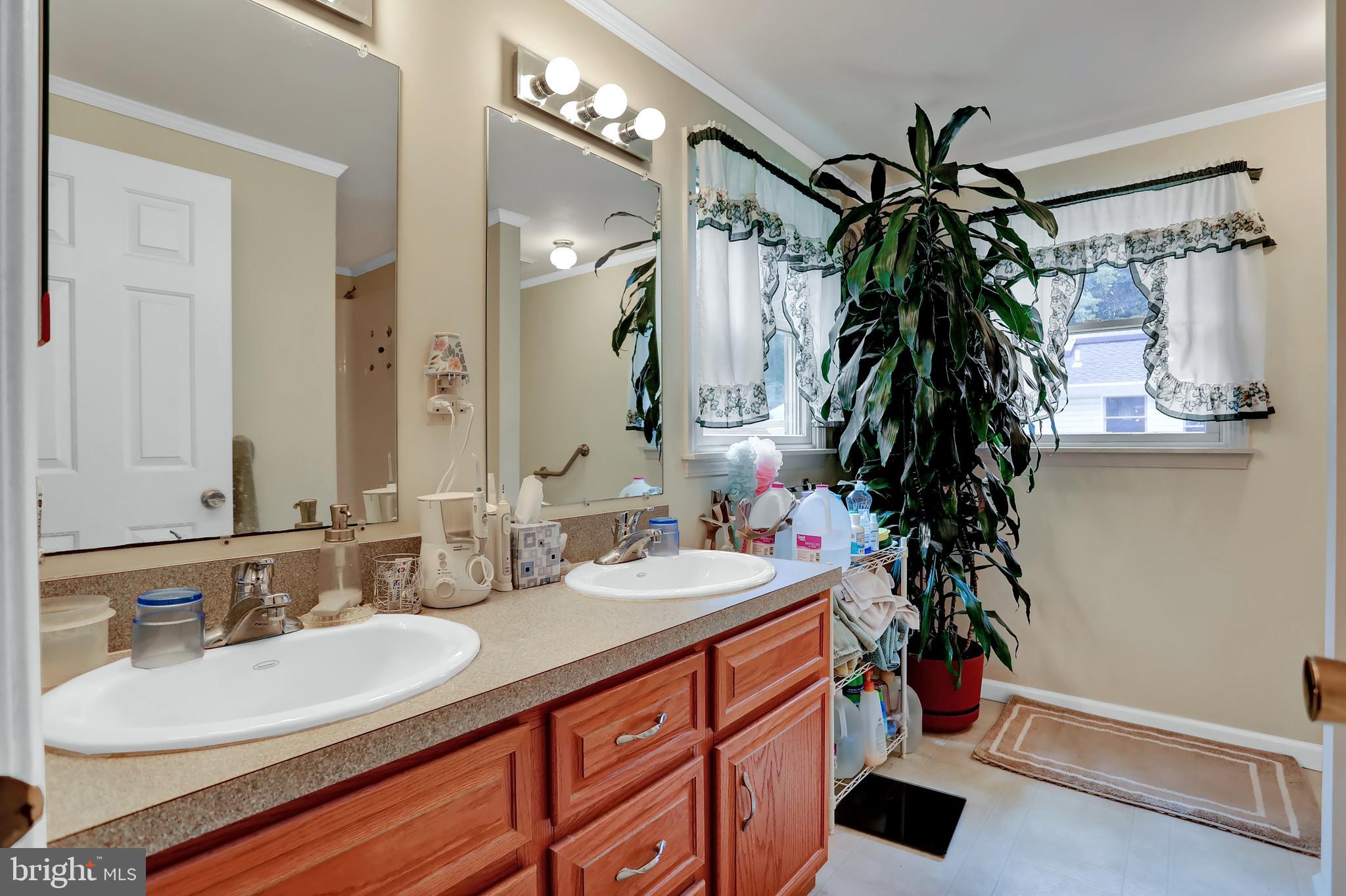 2205 HOLLY NECK ROAD