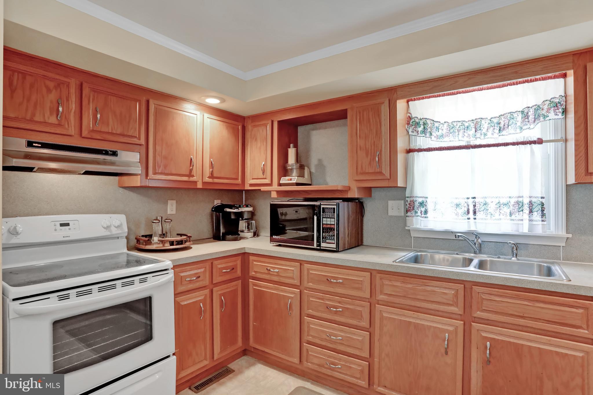 2205 HOLLY NECK ROAD