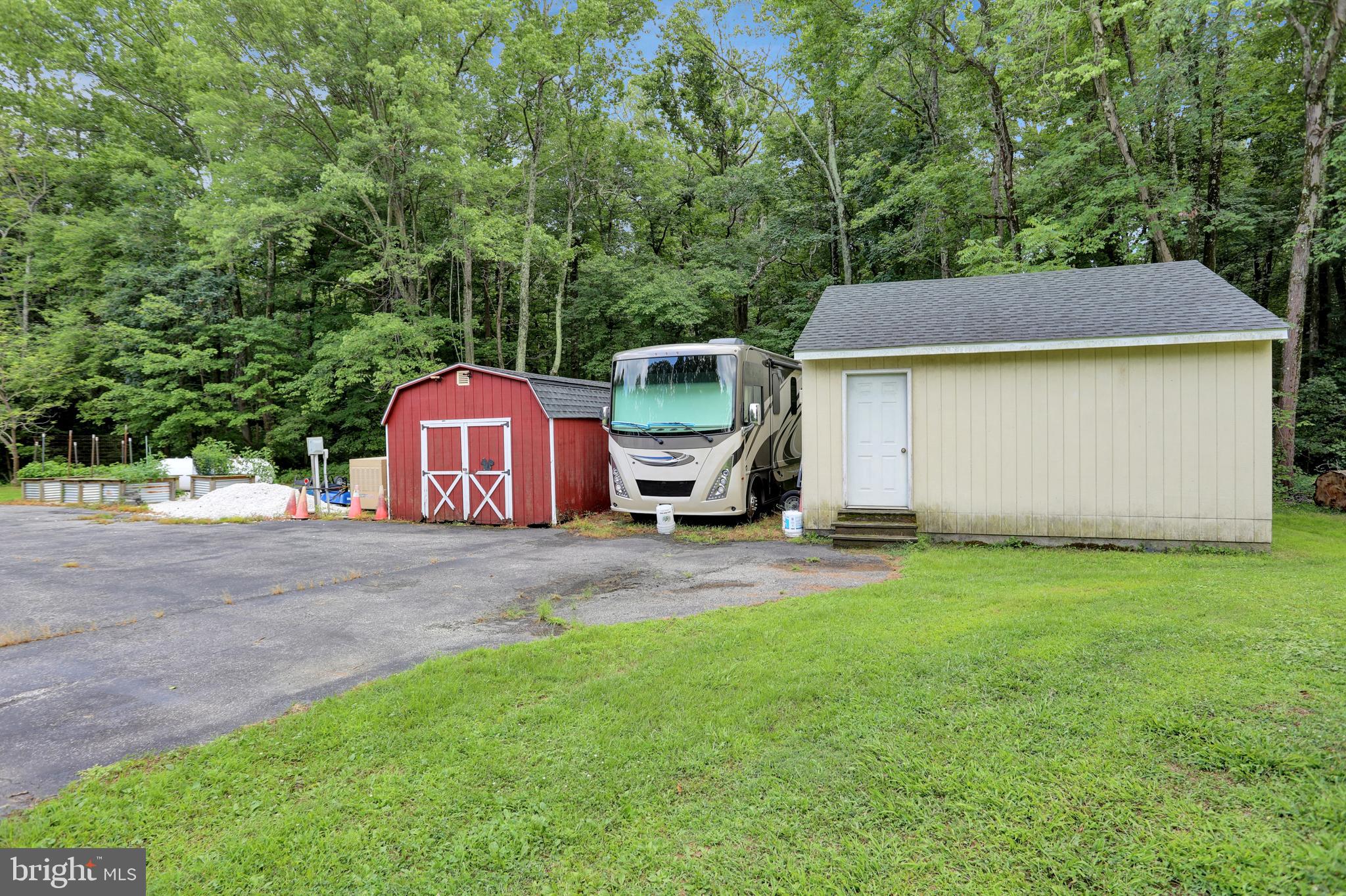 2205 HOLLY NECK ROAD