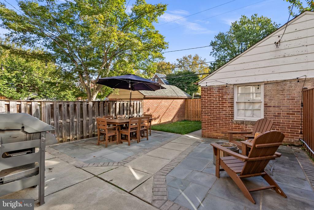 229 MURDOCK ROAD