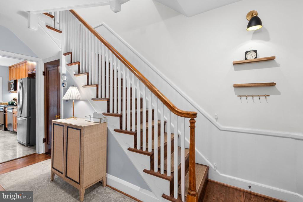 229 MURDOCK ROAD