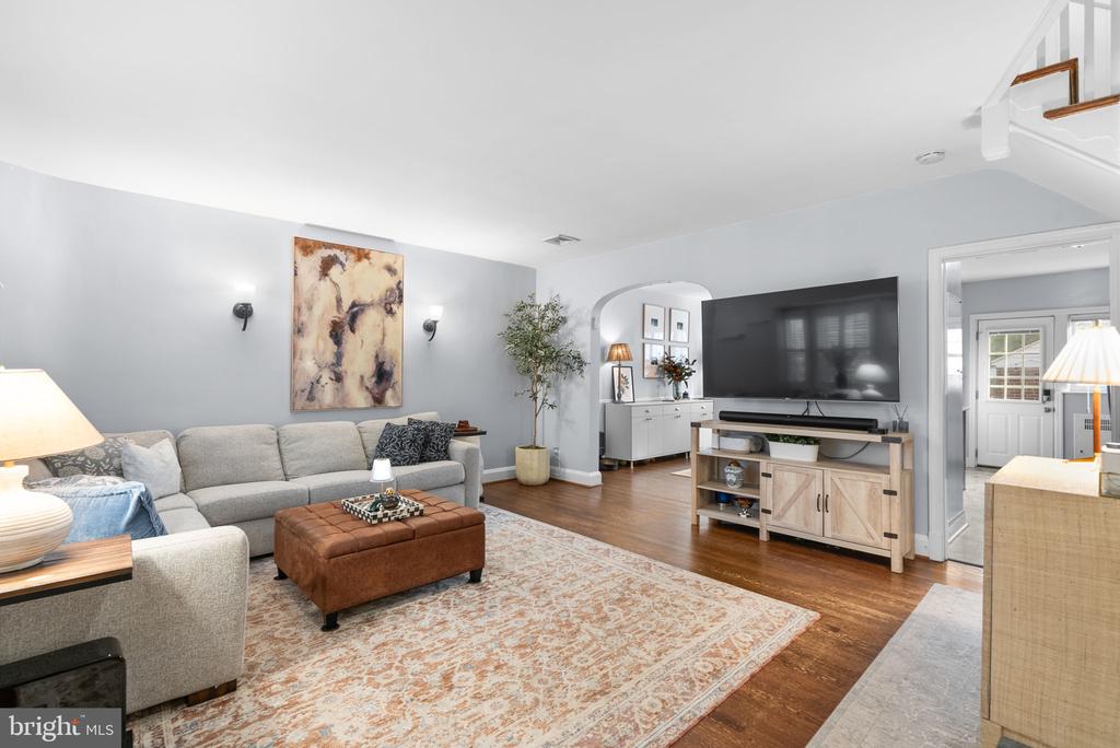 229 MURDOCK ROAD