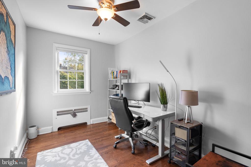 229 MURDOCK ROAD