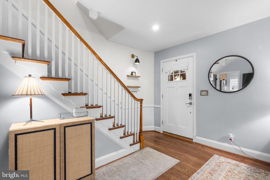 229 MURDOCK ROAD