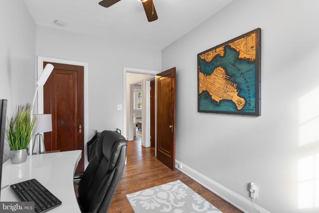 229 MURDOCK ROAD