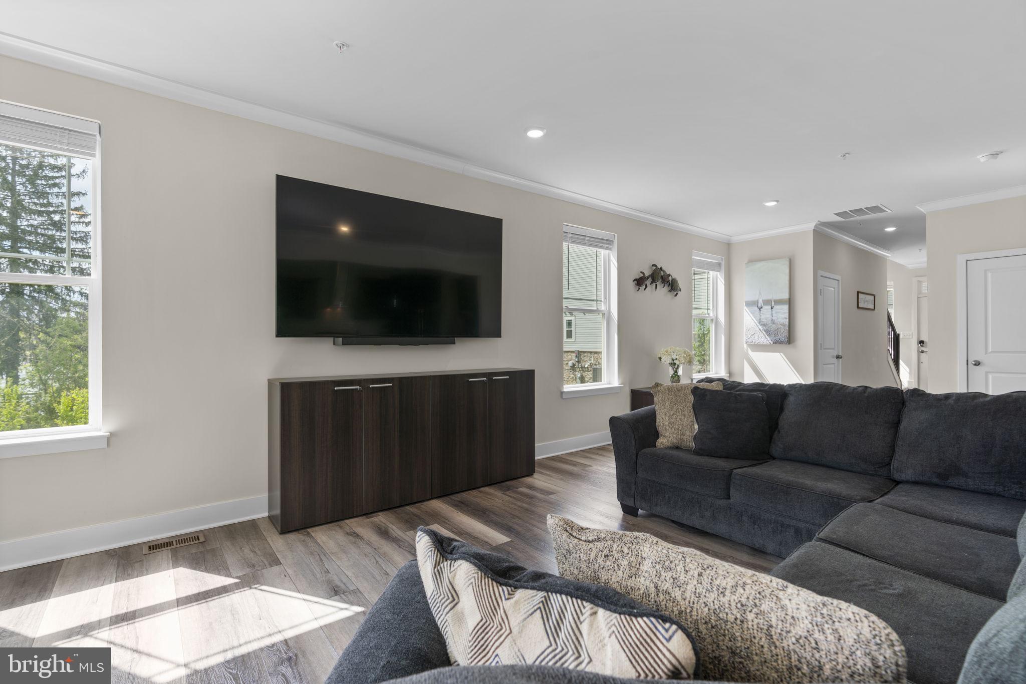 1907 WATERS LANDING DRIVE