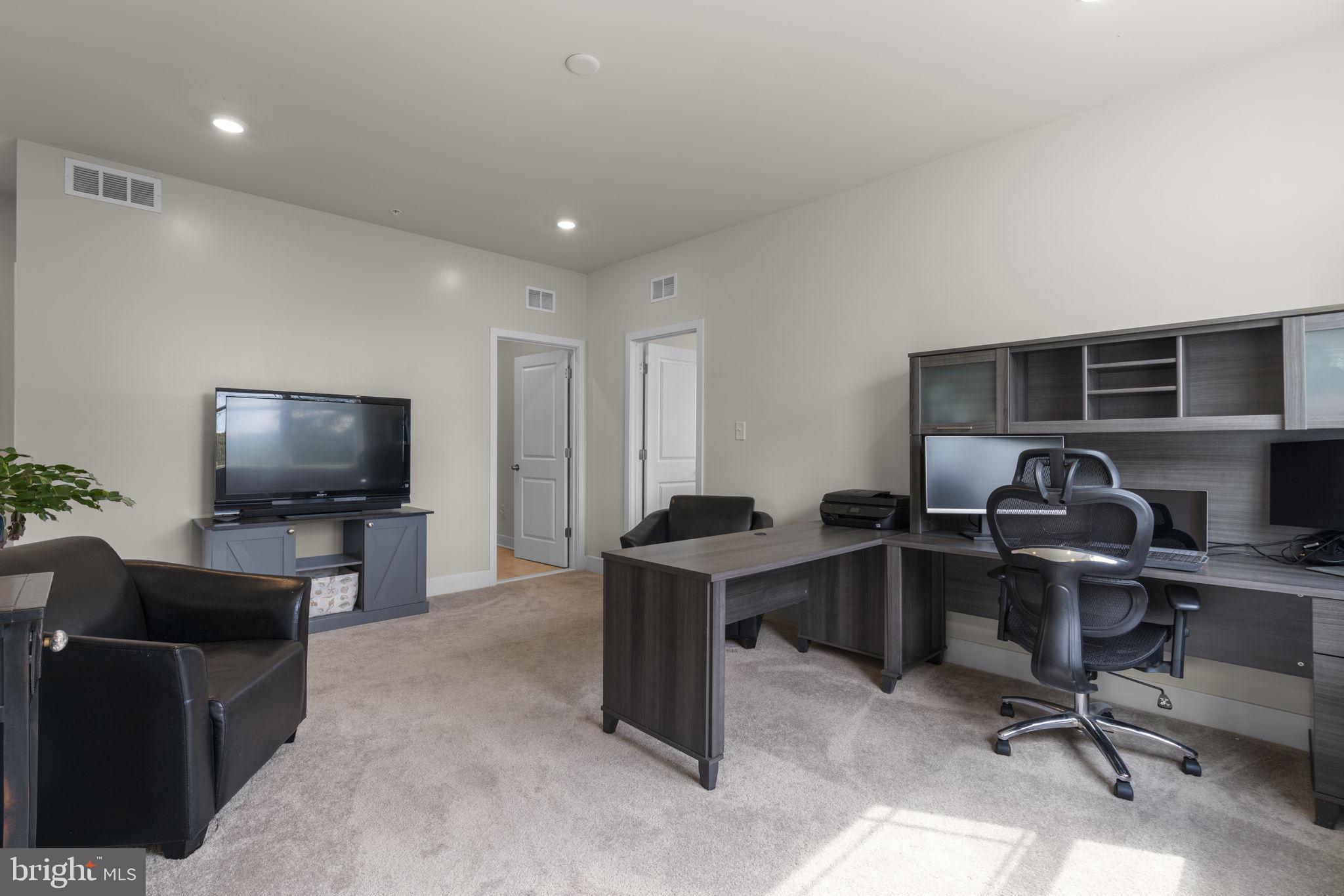 1907 WATERS LANDING DRIVE