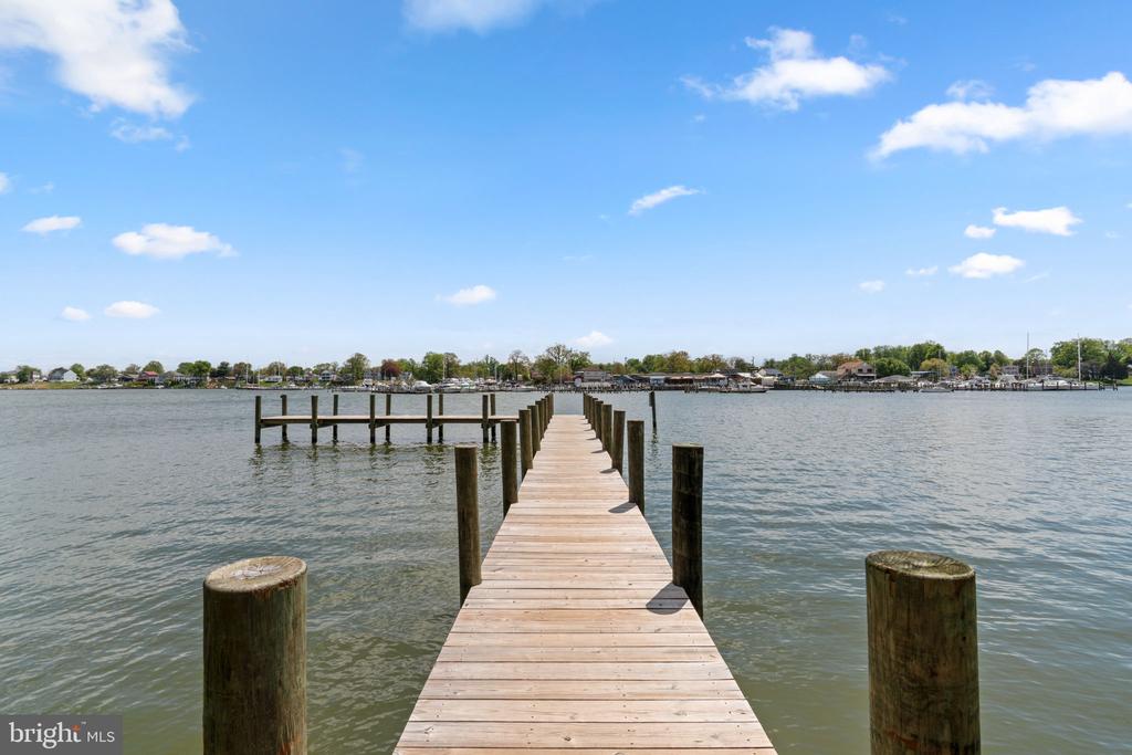 1907 WATERS LANDING DRIVE