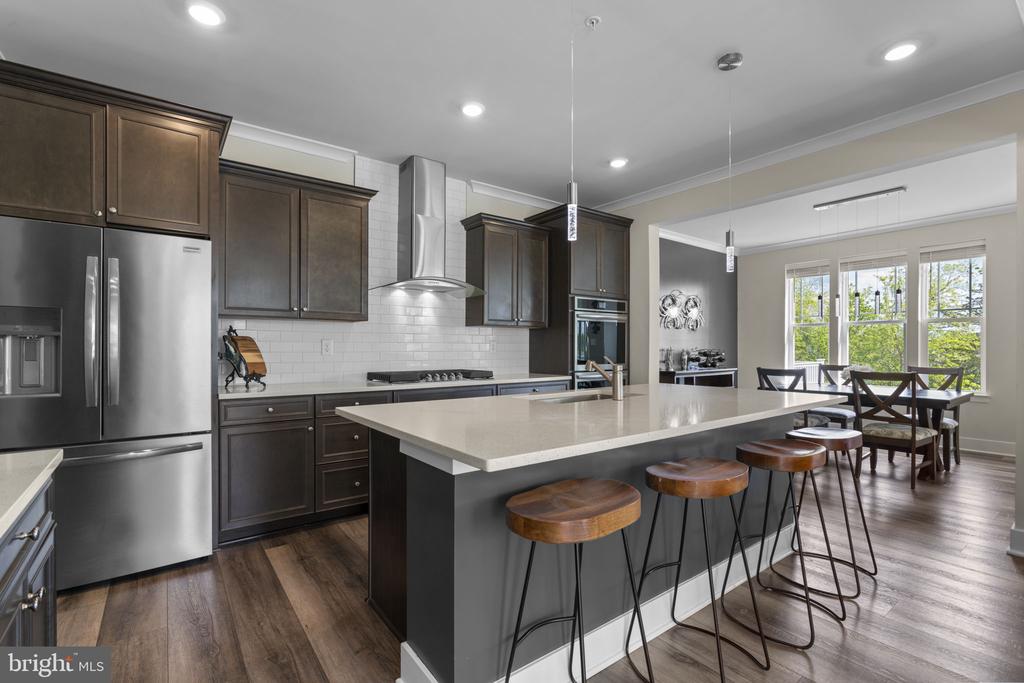 1907 WATERS LANDING DRIVE