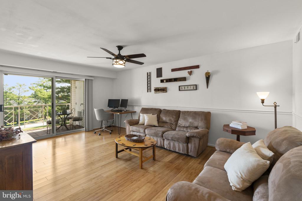 1 ELPHIN COURT 301